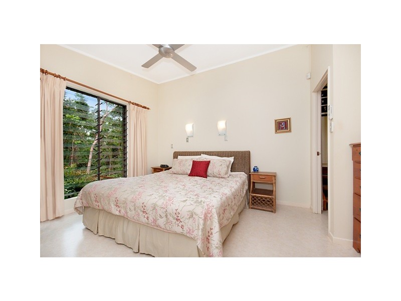 286 Toogood Road, Bayview Heights QLD 4868