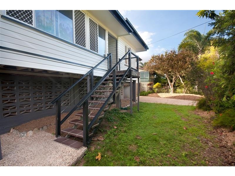 Manoora QLD 4870