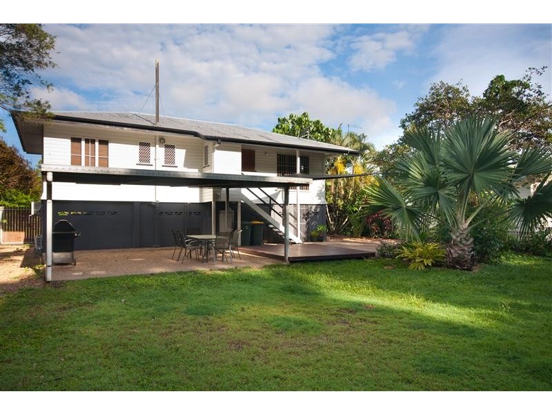 Manoora QLD 4870