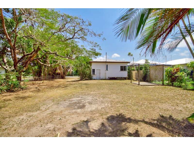 31 Nelson Street, Bungalow QLD 4870