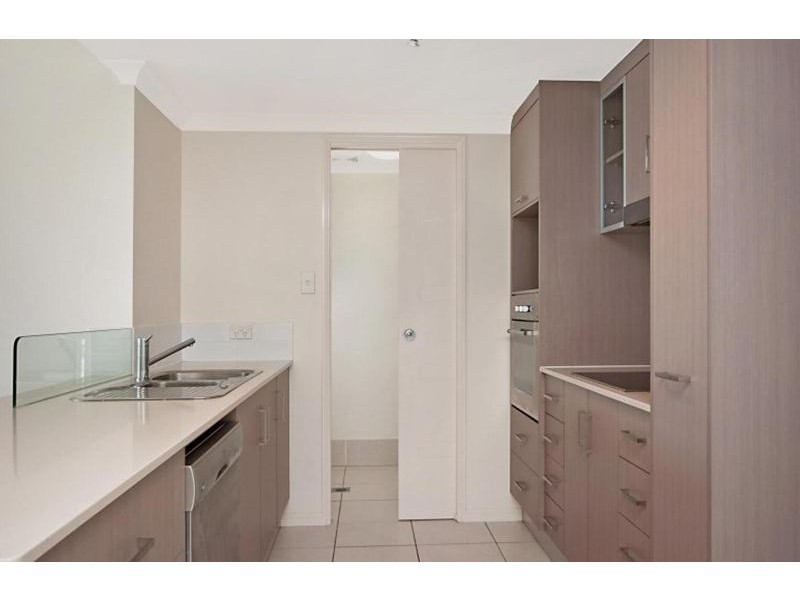 303/23 McLeod Street, Cairns City QLD 4870