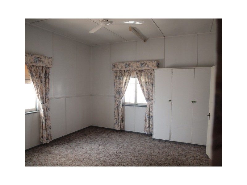 132 Aumuller Street, Bungalow QLD 4870