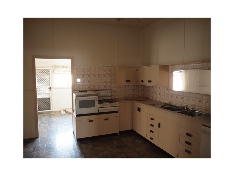 132 Aumuller Street, Bungalow QLD 4870