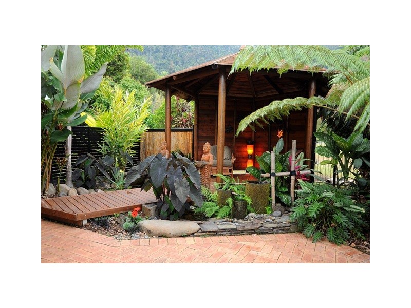 19 Waterfall Close, Edmonton QLD 4869