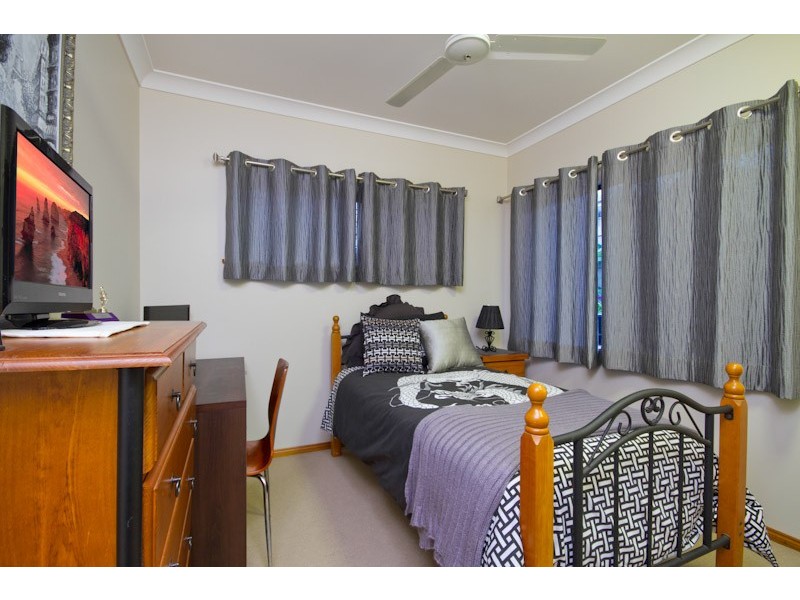 8 Rosella Close, Mount Sheridan QLD 4868