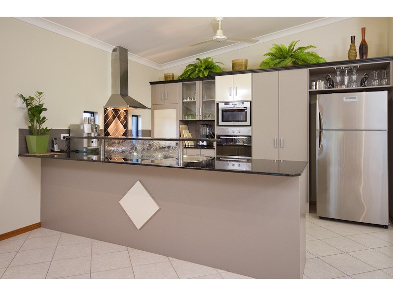 8 Rosella Close, Mount Sheridan QLD 4868