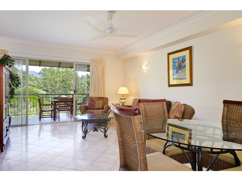 1416/2 Greenslopes Street, Cairns North QLD 4870