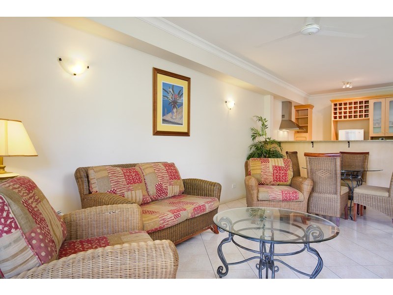 1416/2 Greenslopes Street, Cairns North QLD 4870