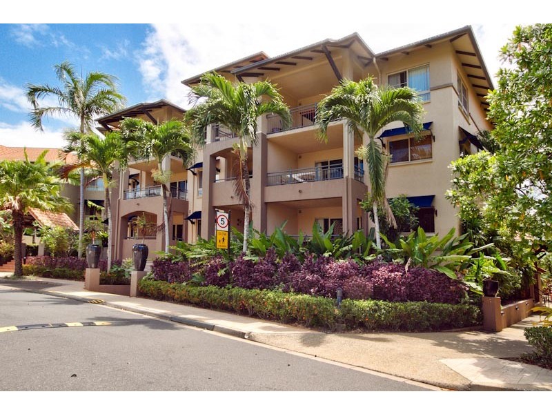 1416/2 Greenslopes Street, Cairns North QLD 4870