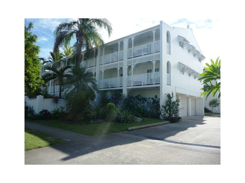 7/158 McLeod Street, Cairns North QLD 4870
