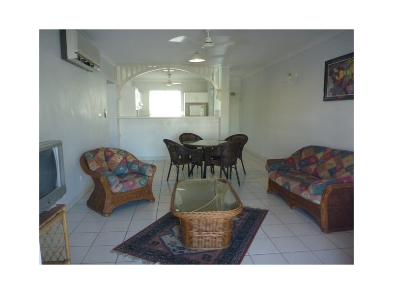 7/158 McLeod Street, Cairns North QLD 4870