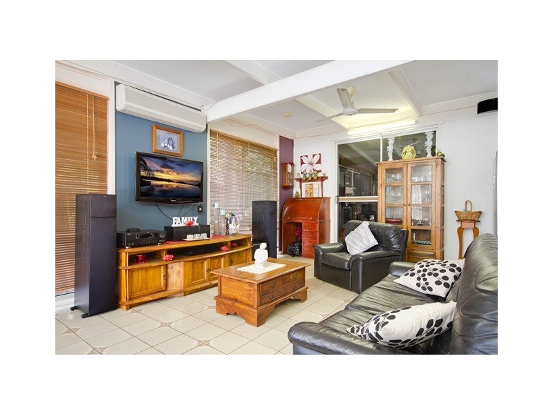 37 Kenneth Street, Bayview Heights QLD 4868