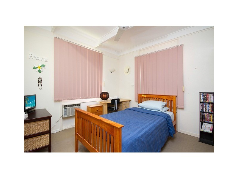 37 Kenneth Street, Bayview Heights QLD 4868