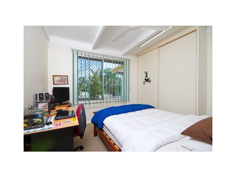 37 Kenneth Street, Bayview Heights QLD 4868