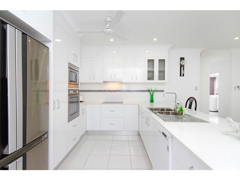 21 Quinn Drive, Edmonton QLD 4869