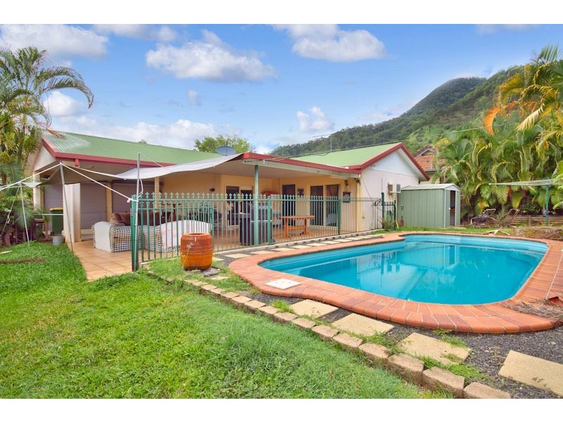6 Roma Close, Mount Sheridan QLD 4868