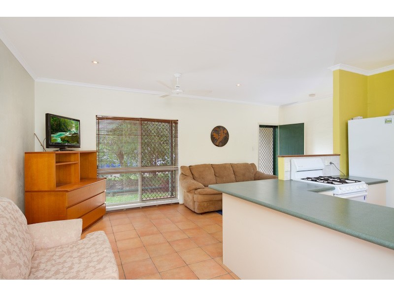 6 Roma Close, Mount Sheridan QLD 4868