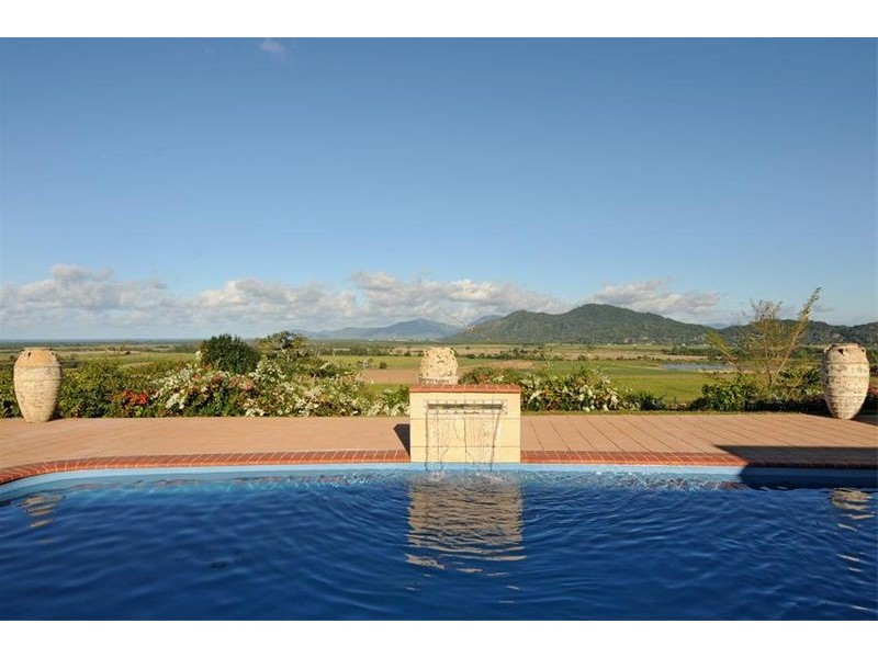 24 Fig Tree Drive, Caravonica QLD 4878