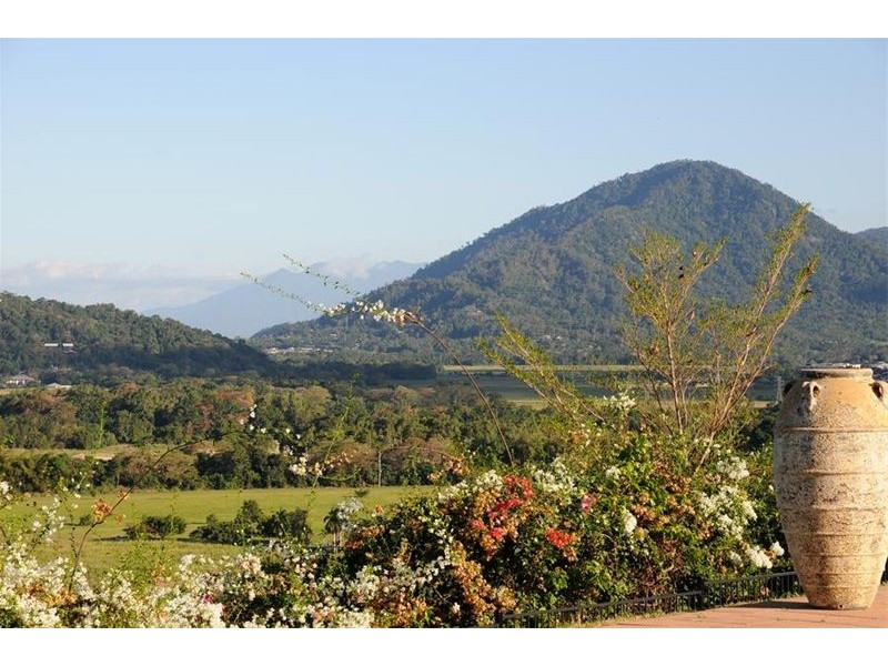 24 Fig Tree Drive, Caravonica QLD 4878