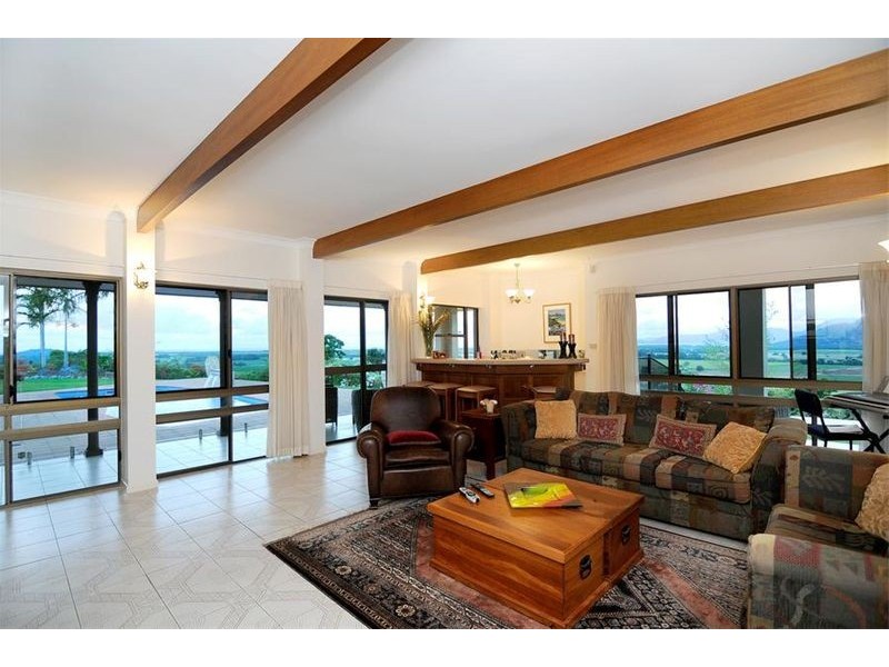 24 Fig Tree Drive, Caravonica QLD 4878