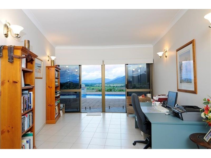 24 Fig Tree Drive, Caravonica QLD 4878