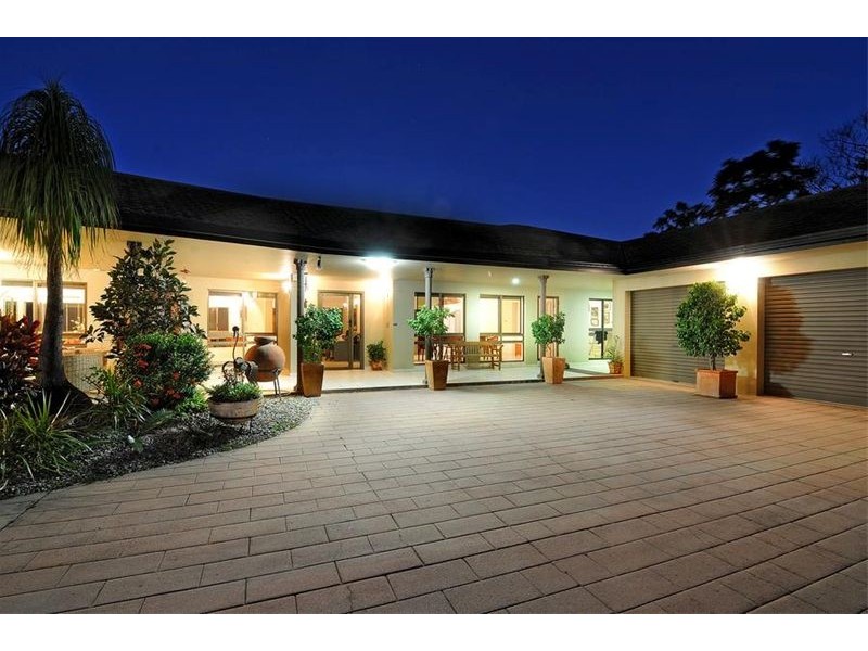 24 Fig Tree Drive, Caravonica QLD 4878