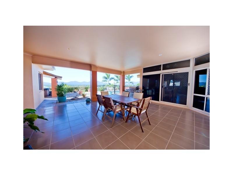 18 Rosella Close, Mount Sheridan QLD 4868