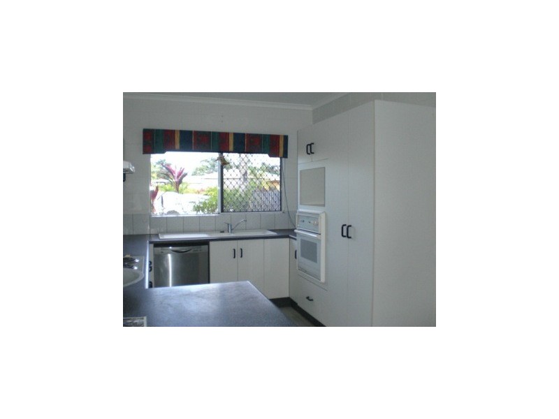 Bentley Park QLD 4869