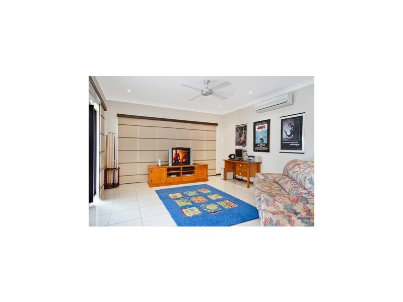 18 Sandover Close, Bentley Park QLD 4869