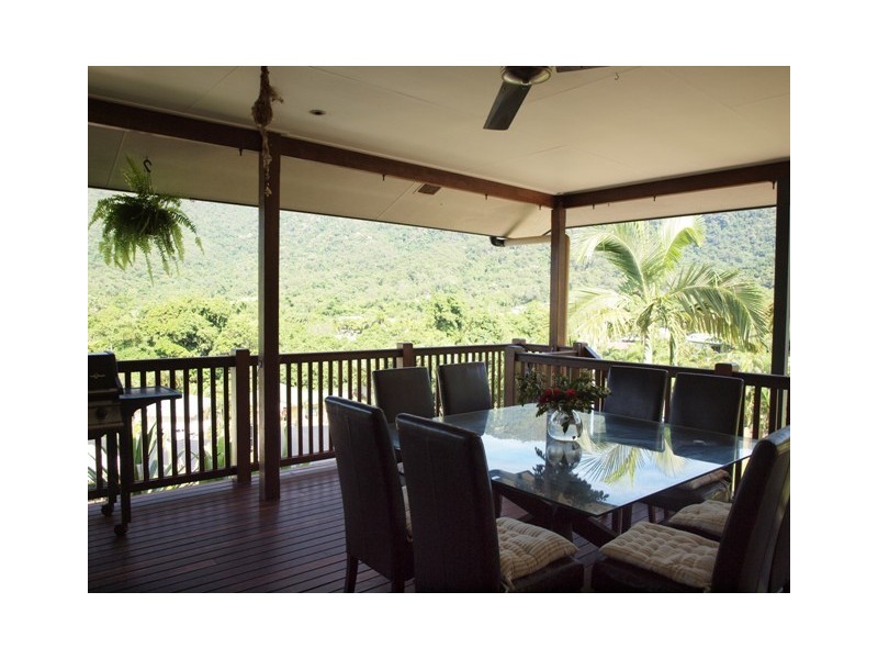 27 Timberlea Drive, Bentley Park QLD 4869
