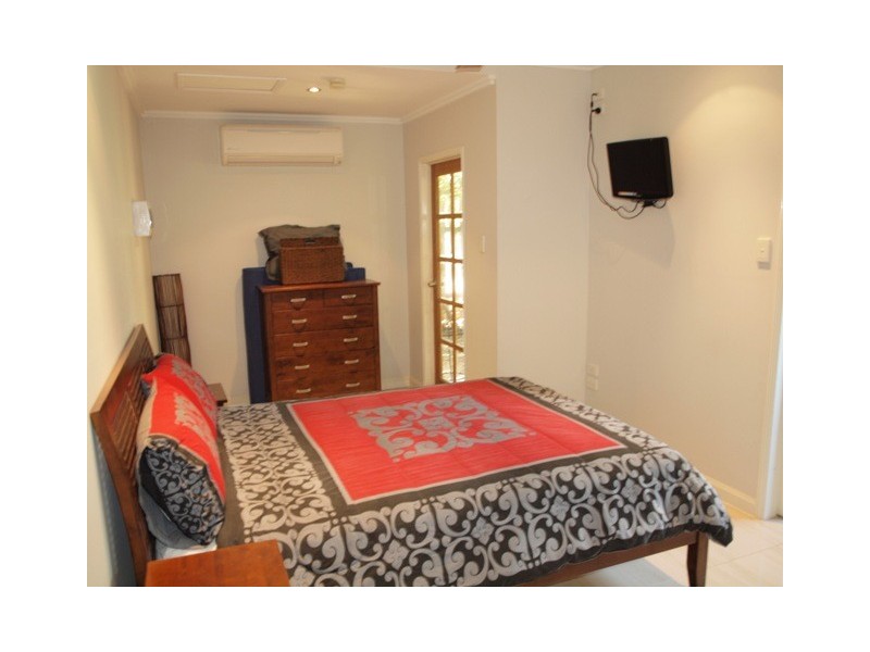 27 Timberlea Drive, Bentley Park QLD 4869