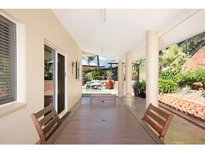 25 Jumna Close, Bentley Park QLD 4869