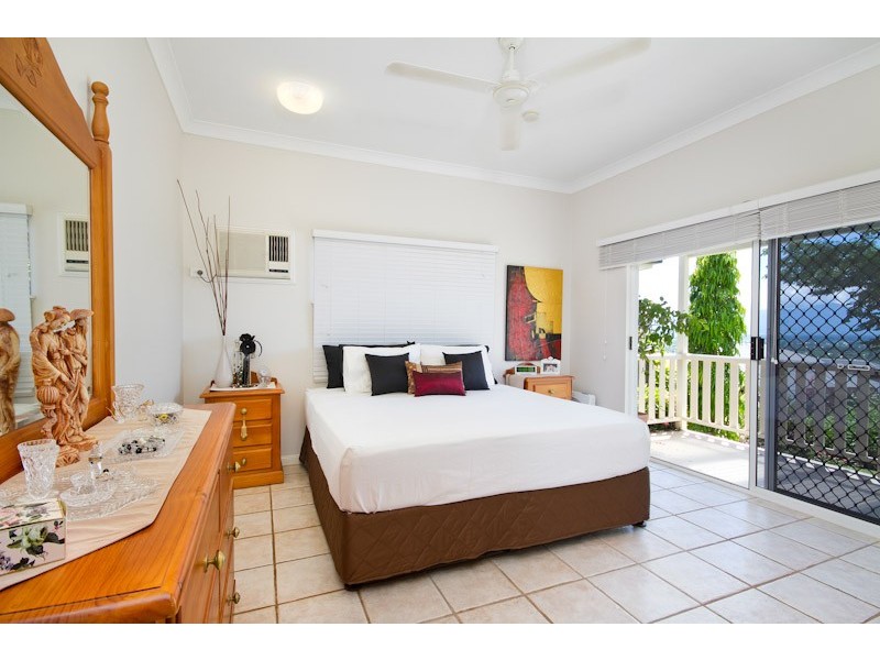 25 Jumna Close, Bentley Park QLD 4869