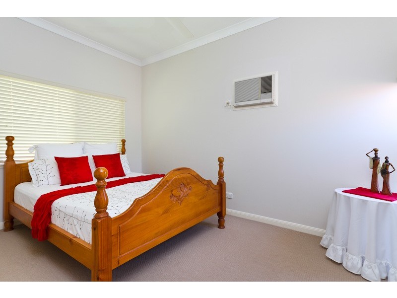 25 Jumna Close, Bentley Park QLD 4869