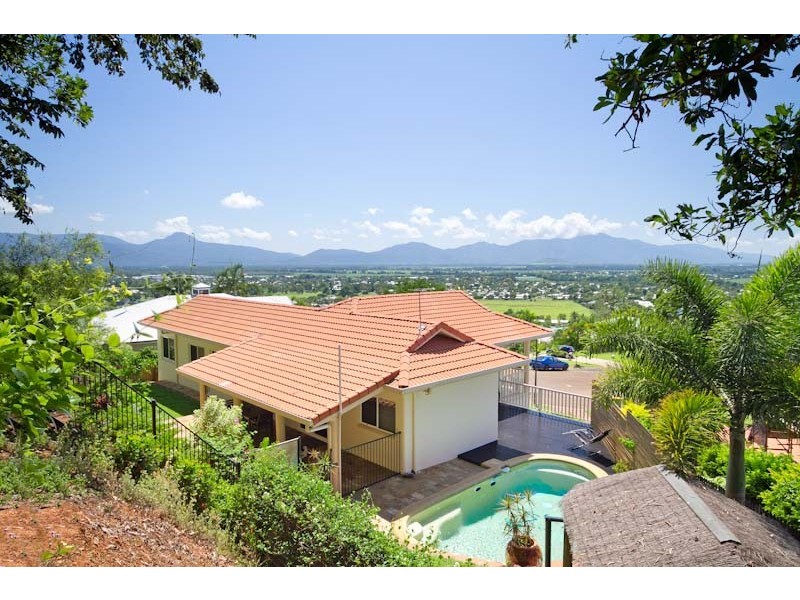 25 Jumna Close, Bentley Park QLD 4869