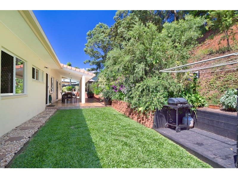 25 Jumna Close, Bentley Park QLD 4869