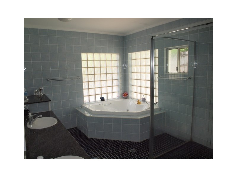 12 Timberlea Drive, Bentley Park QLD 4869