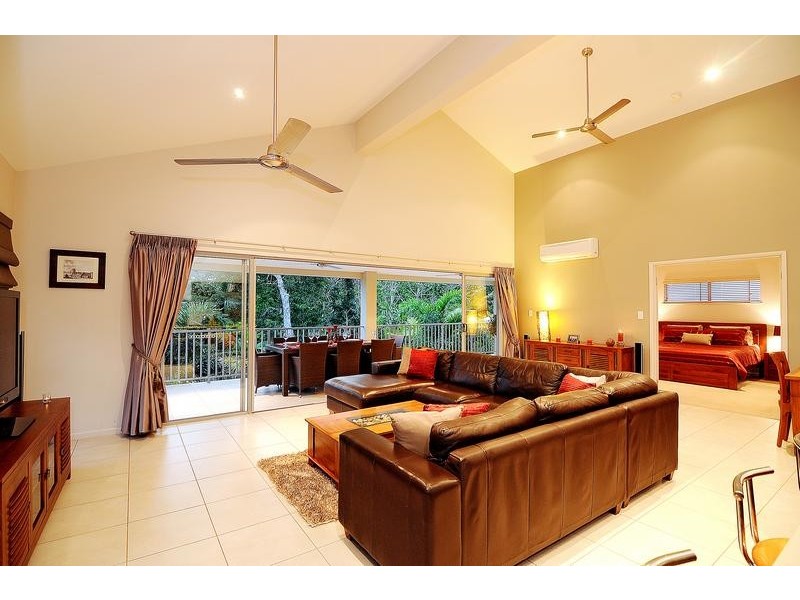 45 Red Peak Bvd, Caravonica QLD 4878