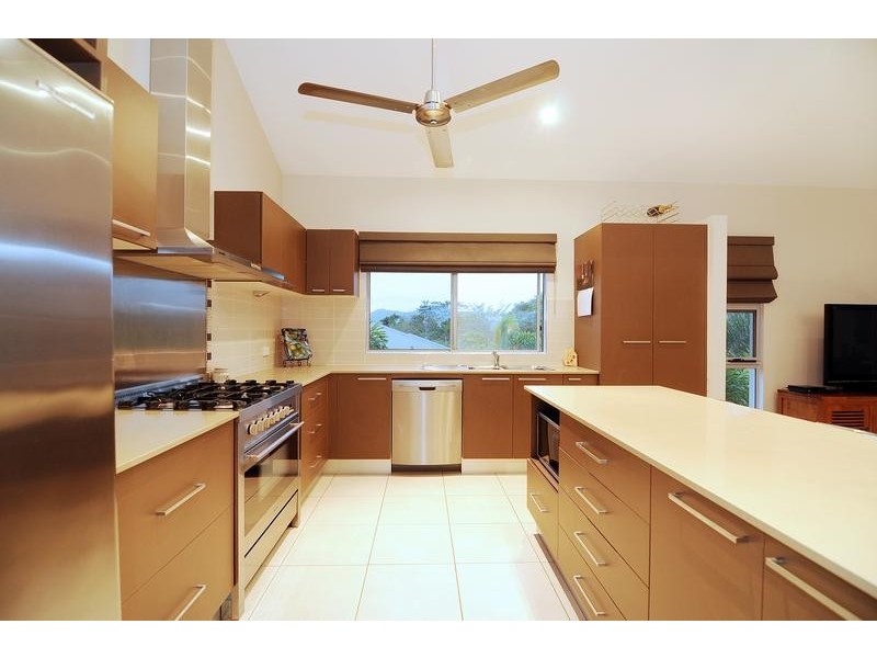 45 Red Peak Bvd, Caravonica QLD 4878