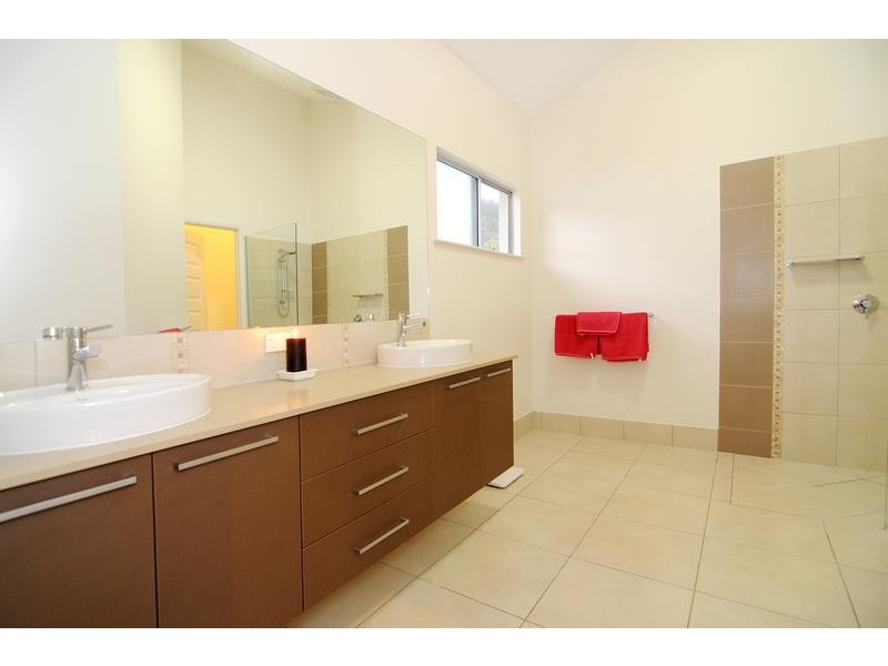 45 Red Peak Bvd, Caravonica QLD 4878