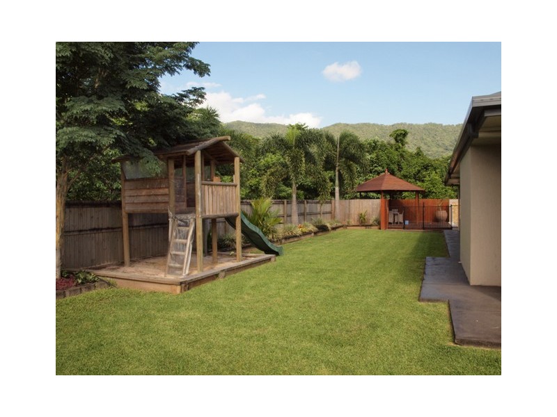 27 Altona Street, Bentley Park QLD 4869