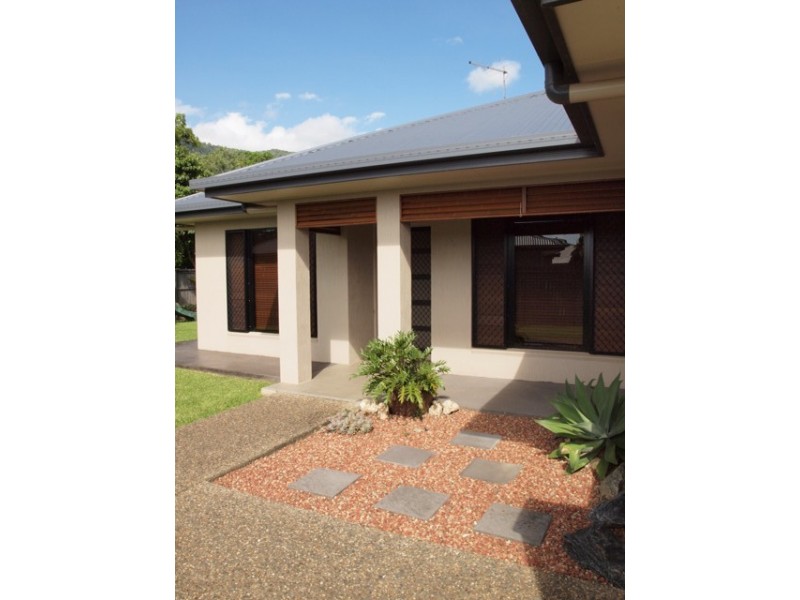 27 Altona Street, Bentley Park QLD 4869