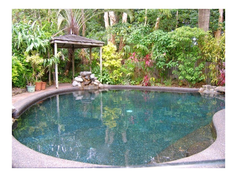 8  Ilse Close, Clifton Beach QLD 4879