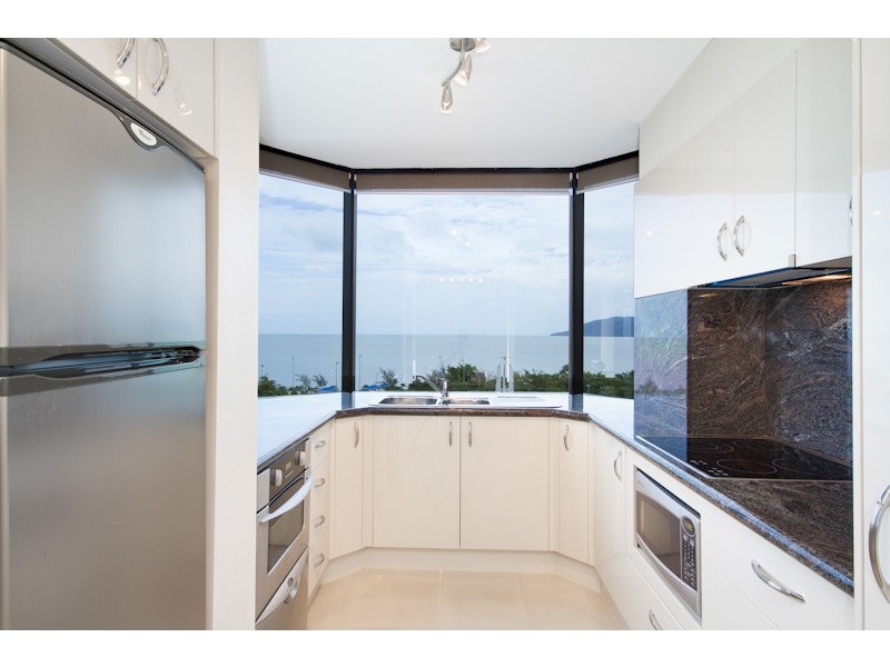 72/209 Abbott Street, Cairns North QLD 4870