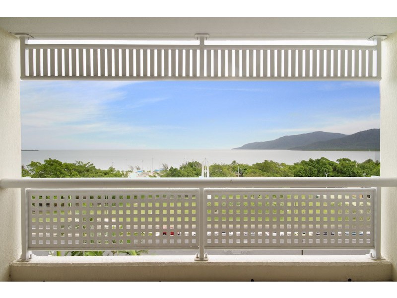 72/209 Abbott Street, Cairns North QLD 4870