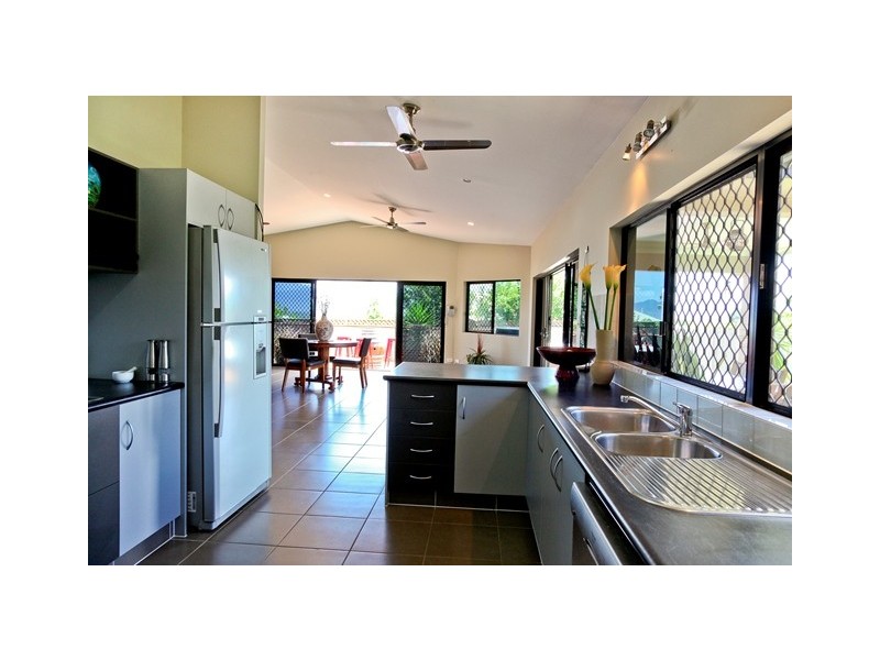 6 Alderman Street, Mount Sheridan QLD 4868