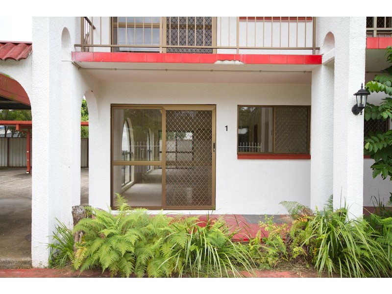 1 /13 Armbrust Street, Manoora QLD 4870
