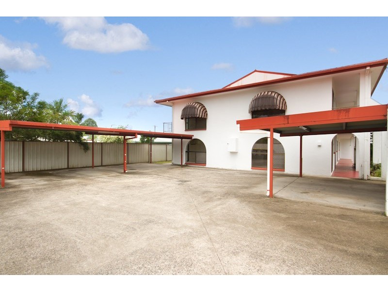 1 /13 Armbrust Street, Manoora QLD 4870