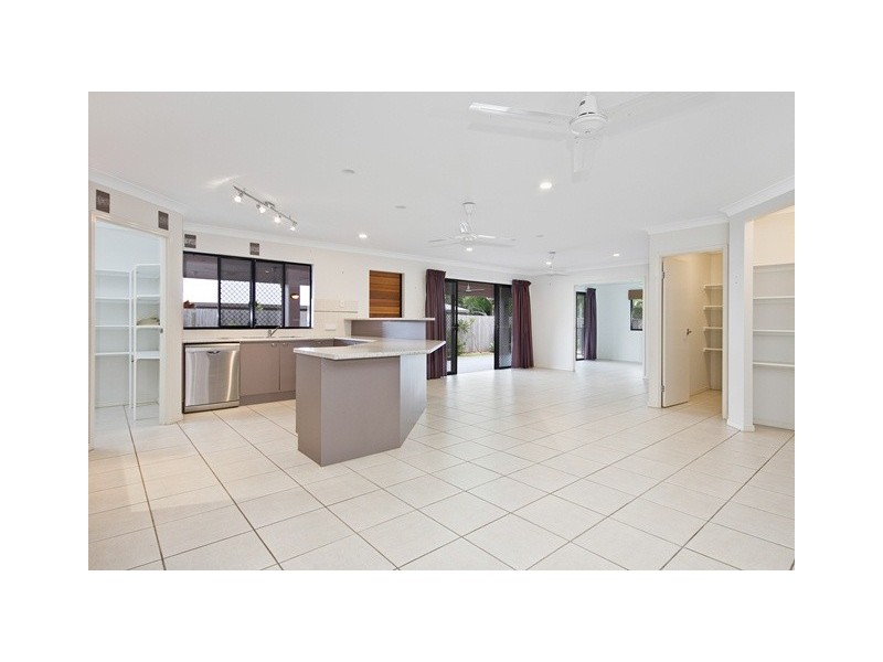 47 Fitzmaurice Drive, Bentley Park QLD 4869