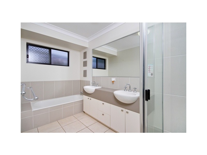 47 Fitzmaurice Drive, Bentley Park QLD 4869